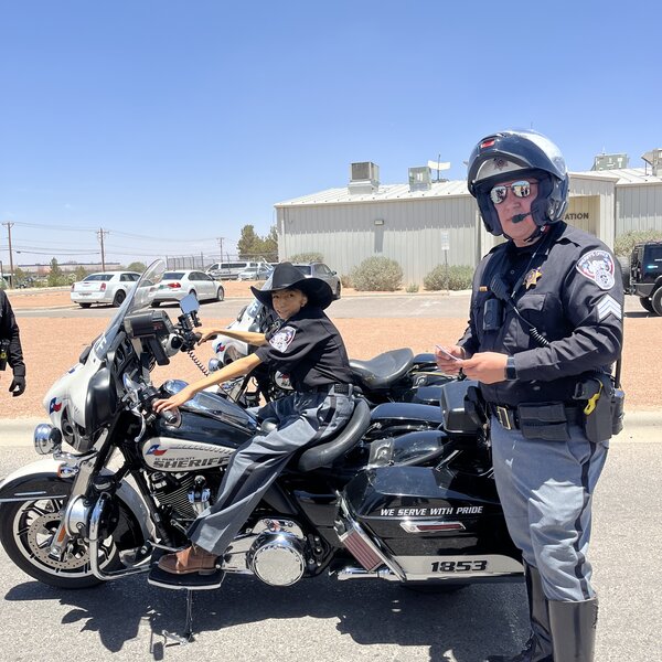Meet Evan, our Butterfly Program Sheriff for the day! In partnership with the Sheriff's Office, we were honored to help grant his forever wish of becoming a sheriff for the day, creating joyful and lasting memories for him and his family. 🤠 